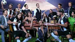 Poster for Club de Cuervos