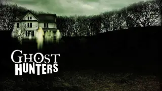 Poster for Ghost Hunters